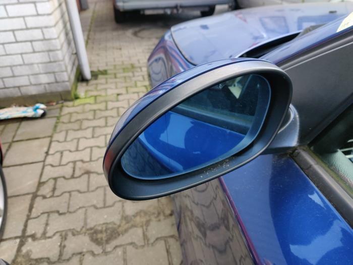 Wing mirror, left from a BMW 1 serie (E87/87N) 118d 16V 2008