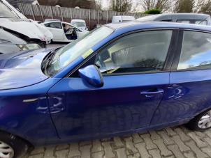 Used Door 4-door, front left BMW 1 serie (E87/87N) 118d 16V Price on request offered by Bongers Auto-Onderdelen Zeeland