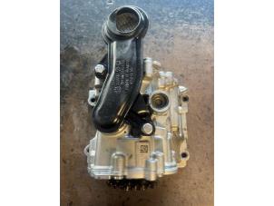 Used Oil pump BMW 5 serie (G30) 540d xDrive 24V Mild Hybrid Price on request offered by Bongers Auto-Onderdelen Zeeland