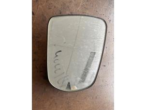 Used Mirror glass, right Hyundai iX35 (LM) 2.0 CRDi 16V Price on request offered by Bongers Auto-Onderdelen Zeeland