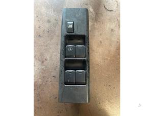 Used Electric window switch Nissan Pathfinder (R51) Price on request offered by Bongers Auto-Onderdelen Zeeland