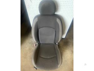 Used Seat, left Peugeot 206+ (2L/M) 1.4 XS Price on request offered by Bongers Auto-Onderdelen Zeeland