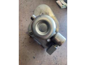 Used Mechanical fuel pump BMW 3 serie Touring (E91) 320i 16V Price on request offered by Bongers Auto-Onderdelen Zeeland