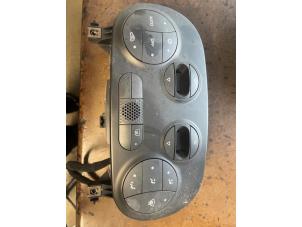 Używane Panel sterowania nagrzewnicy Fiat 500C (312) 0.9 TwinAir 65 Cena na żądanie oferowane przez Bongers Auto-Onderdelen Zeeland