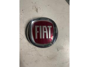 Used Emblem Fiat 500 (312) Price on request offered by Bongers Auto-Onderdelen Zeeland