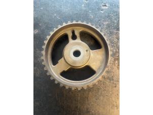 Used Camshaft sprocket Citroen C4 Grand Picasso (UA) 1.8 16V Price on request offered by Bongers Auto-Onderdelen Zeeland