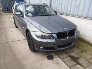 Used Front bumper BMW 3 serie Touring (E91) 320i 16V Price on request offered by Bongers Auto-Onderdelen Zeeland