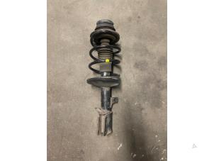 Used Front shock absorber rod, right Renault Twingo Price on request offered by Bongers Auto-Onderdelen Zeeland