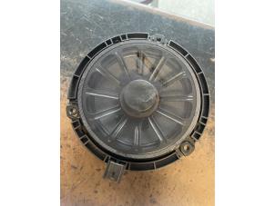 Used Speaker Peugeot 508 (F3/FB/FH/FP) 1.6 16V PureTech 150 Price on request offered by Bongers Auto-Onderdelen Zeeland