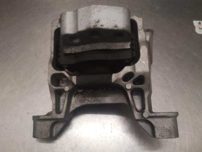 Used Engine mount Mazda 6 SportBreak (GJ/GH/GL) 2.2 SkyActiv-D 175 16V AWD Price on request offered by Bongers Auto-Onderdelen Zeeland