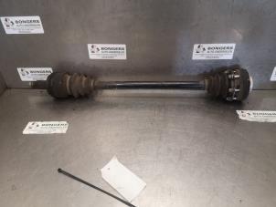 Used Drive shaft, rear right BMW 1 serie (E88) 118i 16V Price on request offered by Bongers Auto-Onderdelen Zeeland