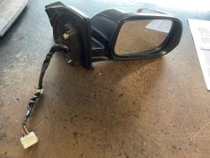 Used Wing mirror, right Honda Civic (EP/EU) 1.6 16V VTEC Price on request offered by Bongers Auto-Onderdelen Zeeland
