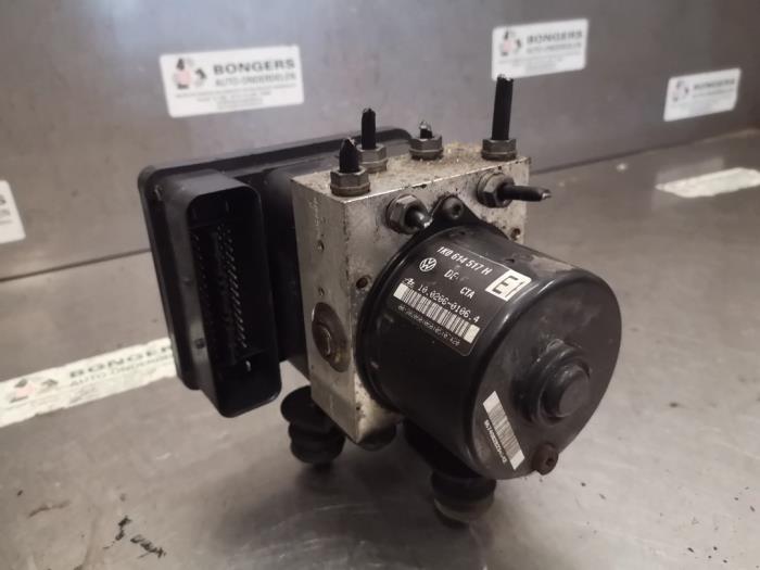 Used ABS pump Volkswagen Golf Price on request offered by Bongers Auto-Onderdelen Zeeland