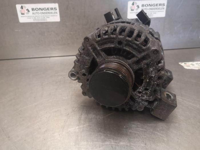 Gebrauchte Dynamo Volvo V50 (MW) 2.4 D5 20V Preis auf Anfrage angeboten von Bongers Auto-Onderdelen Zeeland