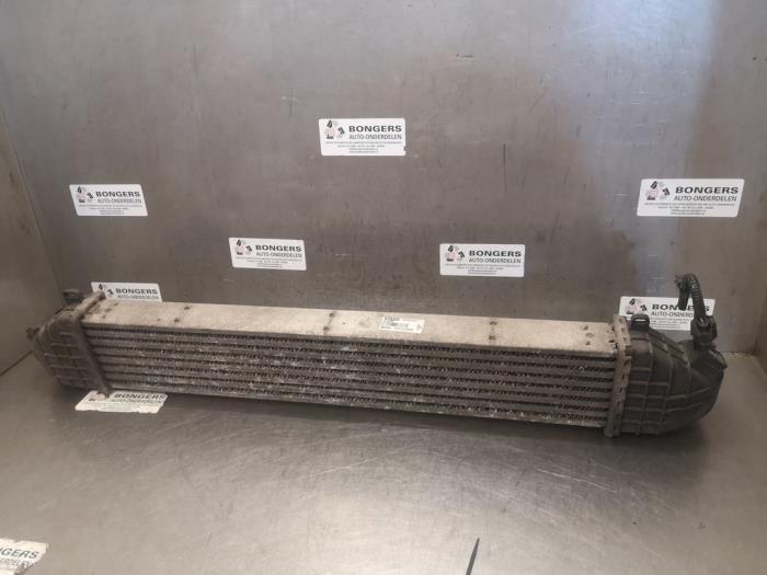 Usados Intercooler Volvo V50 (MW) 2.4 D5 20V Precio de solicitud ofrecido por Bongers Auto-Onderdelen Zeeland