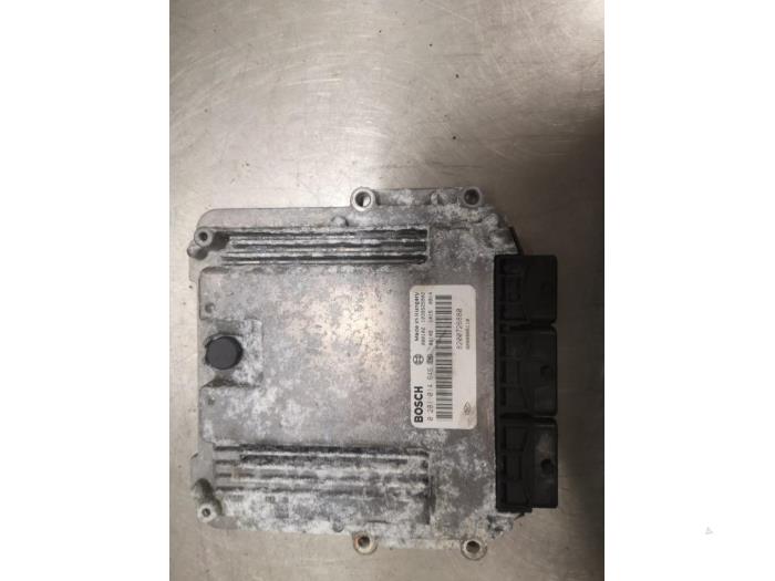 Used Engine management computer Renault Laguna Price on request offered by Bongers Auto-Onderdelen Zeeland
