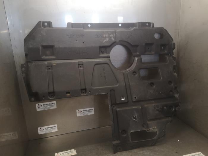 Gebrauchte Abdeckblech Motor Toyota Prius (ZVW3) 1.8 16V Preis auf Anfrage angeboten von Bongers Auto-Onderdelen Zeeland