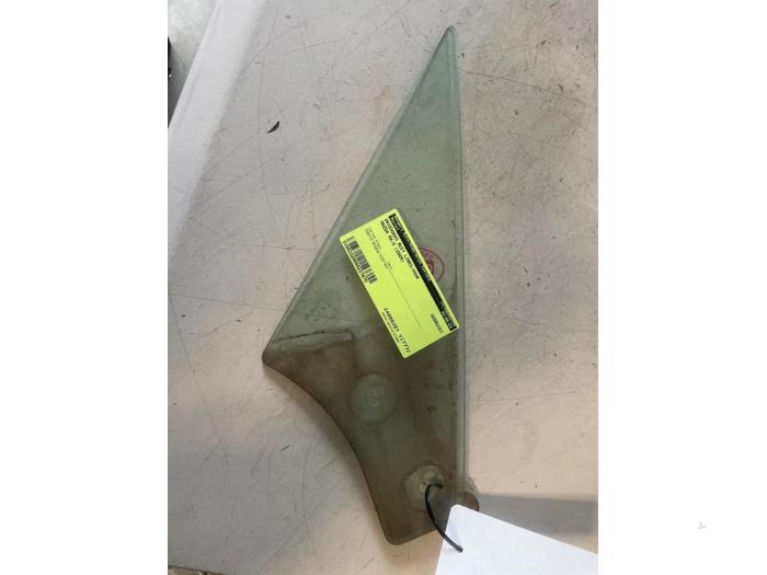 Usados Ventanilla triangular izquierda delante Mazda MX-5 (NC) 2.0i 16V Precio de solicitud ofrecido por Bongers Auto-Onderdelen Zeeland