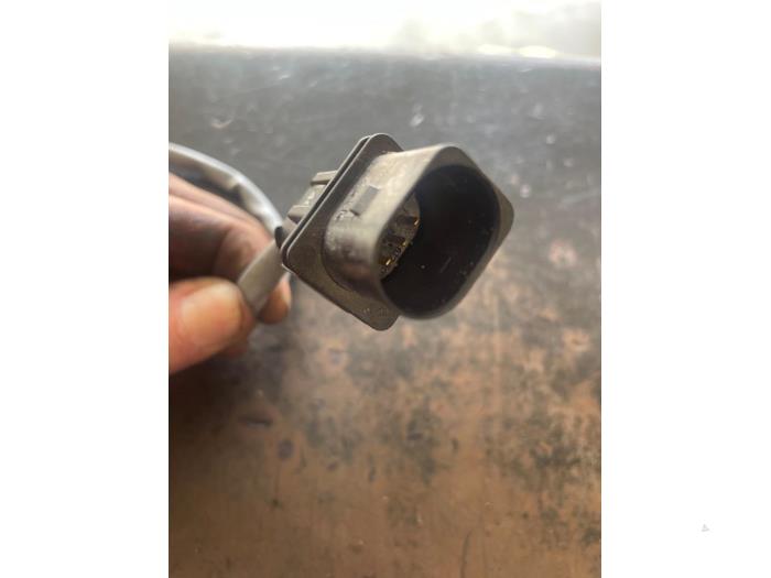 Lambda probe from a Volkswagen Caddy Combi IV 2.0 TDI 102 2018