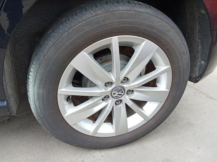 Sport rims set + tires - Alloy - Bongers Auto-Onderdelen Zeeland