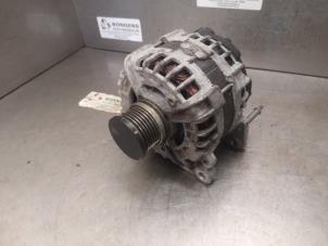 Dynamo from a Volkswagen Caddy Combi IV 2.0 TDI 102 2018