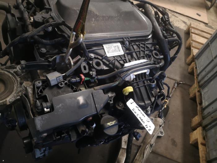 Engine from a Ford C-Max (DXA) 2.0 TDCi 16V 2014
