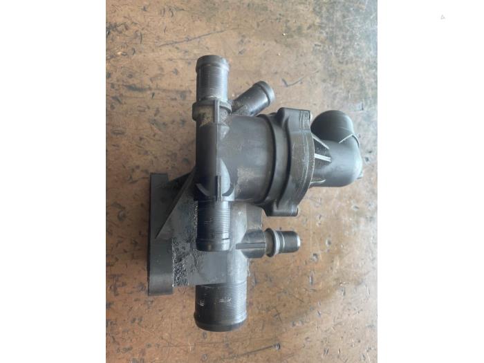 Usagé Boîtier thermostat Mercedes Vito (447.6) 1.6 109 CDI 16V Prix sur demande proposé par Bongers Auto-Onderdelen Zeeland