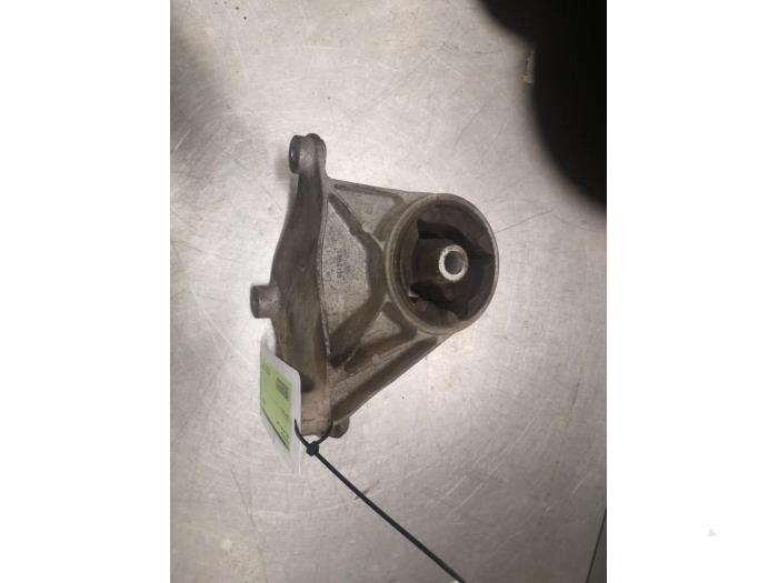 Gebrauchte Motorlager Opel Antara (LA6) 2.0 CDTI 16V 4x4 Preis auf Anfrage angeboten von Bongers Auto-Onderdelen Zeeland
