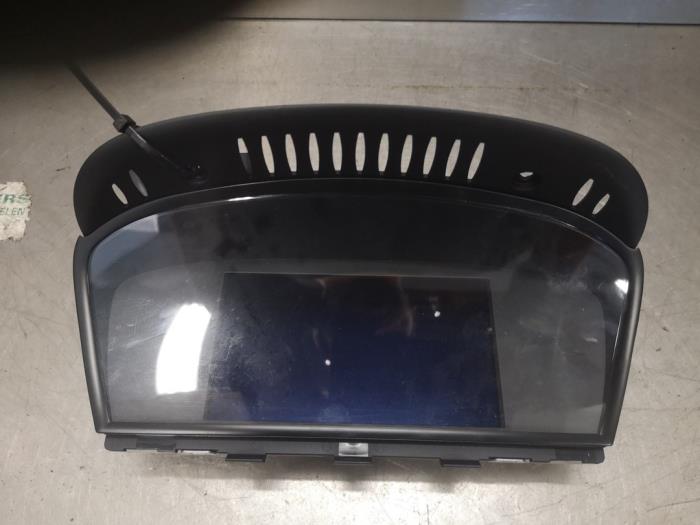 Begagnade Innerdisplay BMW 3 serie Touring (E91) 318d 16V Pris på förfrågan erbjuds av Bongers Auto-Onderdelen Zeeland