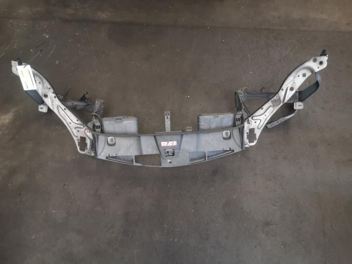 Używane Panel przedni Mercedes E-Klasse Cena na żądanie oferowane przez Bongers Auto-Onderdelen Zeeland