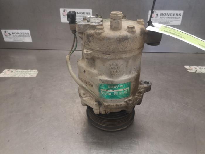 Usagé Compresseur de clim Volkswagen Polo III (6N2) 1.4 Prix sur demande proposé par Bongers Auto-Onderdelen Zeeland