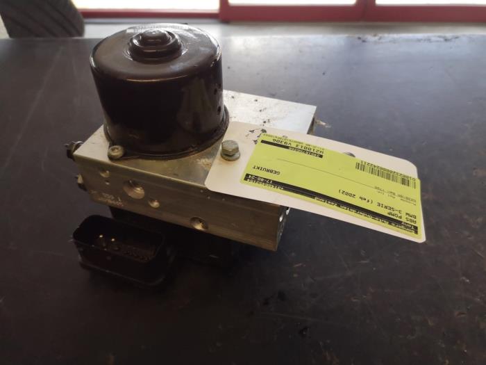 Usagé Bloc ABS BMW 3 serie Compact (E46/5) 316ti 16V Prix sur demande proposé par Bongers Auto-Onderdelen Zeeland