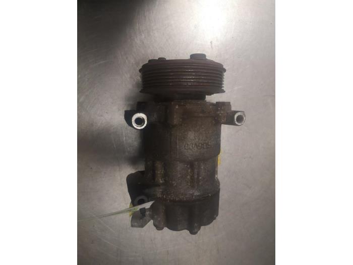 Usagé Compresseur de clim Mini Mini (R56) 1.6 16V Cooper S Prix sur demande proposé par Bongers Auto-Onderdelen Zeeland
