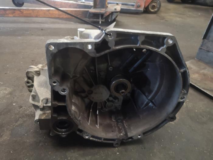 Getriebe Ford Fiesta 6 (JA8), 2008 / 2018 1.4 TDCi, Fließheck, Diesel, 1.399cc, 50kW (68pk), FWD, F6JB; F6JD, 2008-08 / 2012-09 (Gebraucht)
