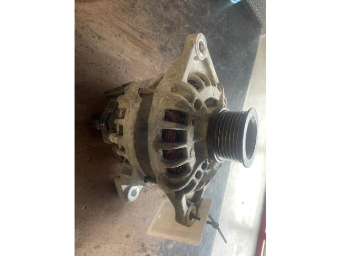 Begagnade Dynamo Fiat Ducato (250) 2.3 D 150 Multijet Pris på förfrågan erbjuds av Bongers Auto-Onderdelen Zeeland