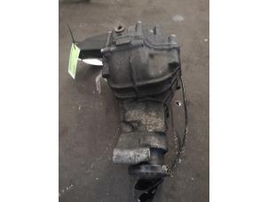 Differential vorne van een Mercedes-Benz ML I (163) 400 4.0 CDI V8 32V 2002