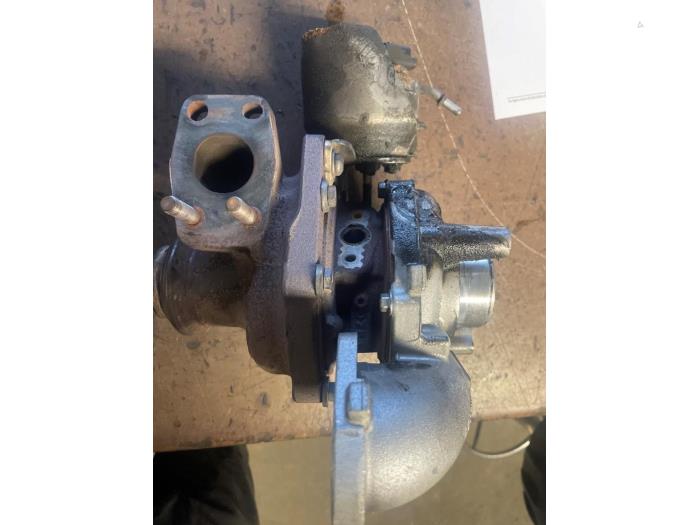 Gebrauchte Turbo Volvo V60 I (FW/GW) 1.6 DRIVe Preis auf Anfrage angeboten von Bongers Auto-Onderdelen Zeeland