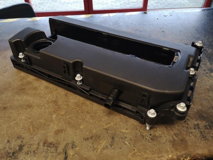 Neue Ventildeckel Opel Astra H SW (L35) Preis auf Anfrage angeboten von Bongers Auto-Onderdelen Zeeland