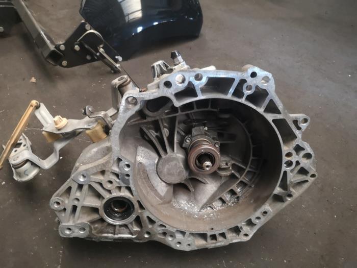 Gebrauchte Getriebe Opel Corsa D 1.3 CDTi 16V ecoFLEX Preis auf Anfrage angeboten von Bongers Auto-Onderdelen Zeeland