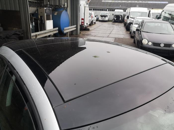 Używane Szyberdach Audi A1 (8X1/8XK) 1.6 TDI 16V Cena na żądanie oferowane przez Bongers Auto-Onderdelen Zeeland