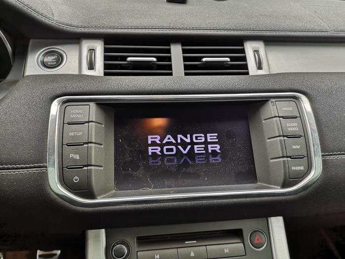 Used Interior display Landrover Range Rover Evoque (LVJ/LVS) 2.2 TD4 16V Price on request offered by Bongers Auto-Onderdelen Zeeland