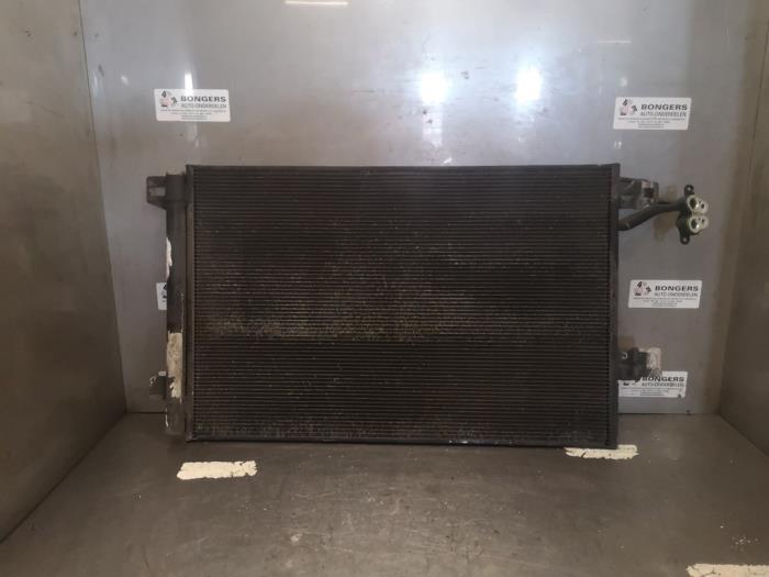 Usagé Condenseur de climatisation Volkswagen Transporter T5 2.0 TDI DRF Prix sur demande proposé par Bongers Auto-Onderdelen Zeeland
