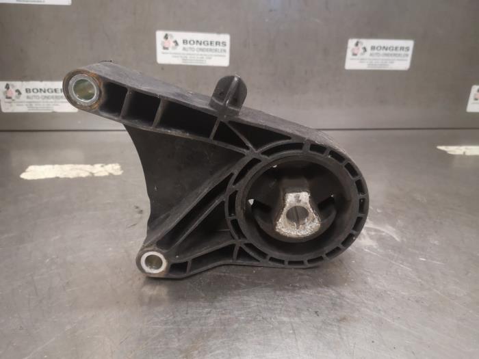 Used Engine mount Opel Insignia Sports Tourer 2.0 CDTI 16V 110 Ecotec Price on request offered by Bongers Auto-Onderdelen Zeeland