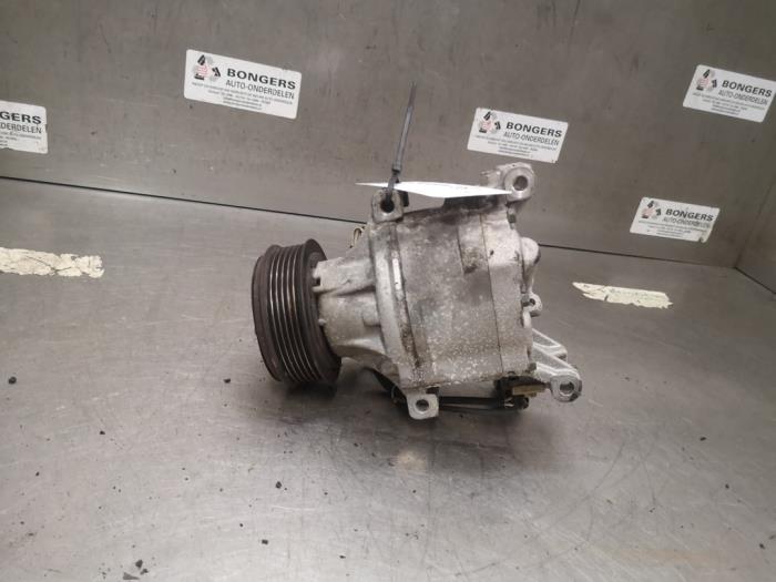 Usagé Compresseur de clim Toyota Corolla Verso (E12) 1.8 16V VVT-i Prix sur demande proposé par Bongers Auto-Onderdelen Zeeland