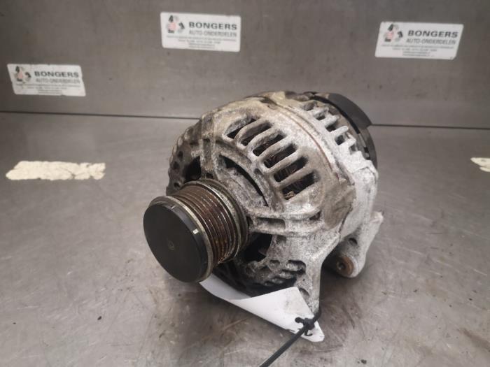 Usagé Dynamo Skoda Roomster (5J) 1.9 TDI Prix sur demande proposé par Bongers Auto-Onderdelen Zeeland