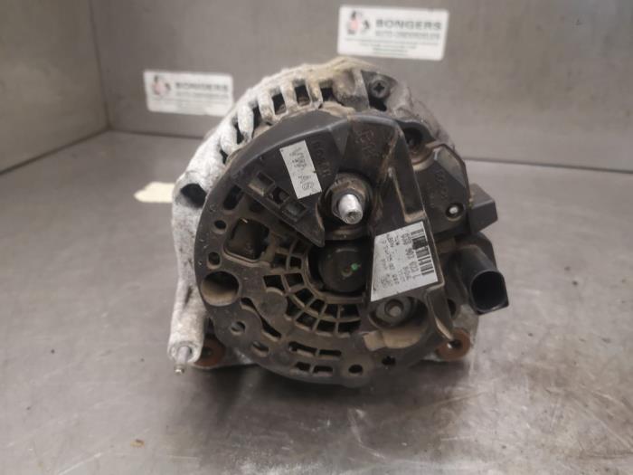 Dynamo d'un Skoda Roomster (5J) 1.9 TDI 2009