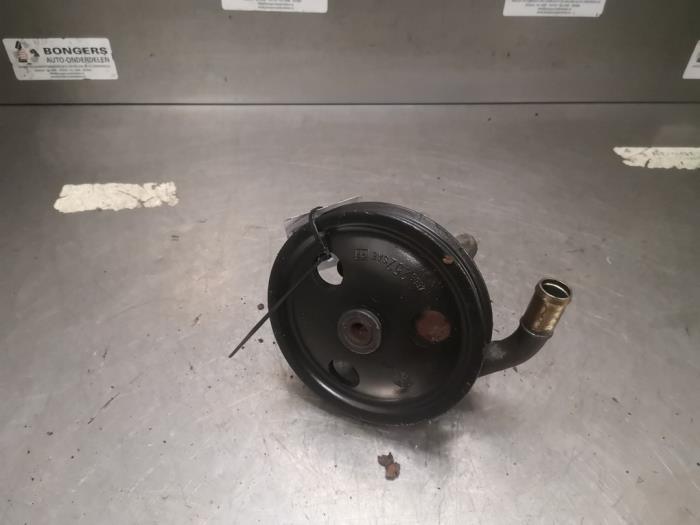 Usagé Pompe direction assistée Chrysler PT Cruiser 2.0 16V Prix sur demande proposé par Bongers Auto-Onderdelen Zeeland
