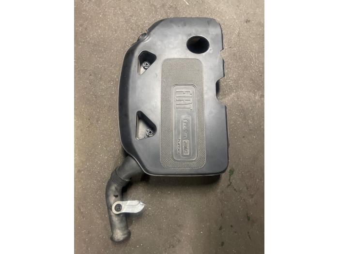 Begagnade Luftfilterhus Fiat 500 (312) 0.9 TwinAir 60 Pris på förfrågan erbjuds av Bongers Auto-Onderdelen Zeeland