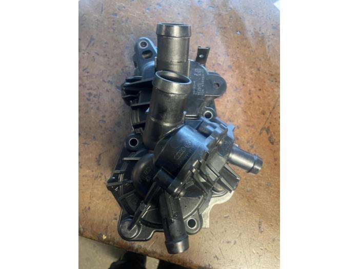 Begagnade Vattenpump Volkswagen Up! (121) 1.0 12V 60 Pris på förfrågan erbjuds av Bongers Auto-Onderdelen Zeeland