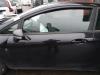 Puerta 2 puertas izquierda de un Ford Fiesta 6 (JA8), 2008 / 2018 1.25 16V, Hatchback, Gasolina, 1.242cc, 44kW (60pk), FWD, STJA; STJB; STJC; STJD, 2008-06 / 2017-04 2008